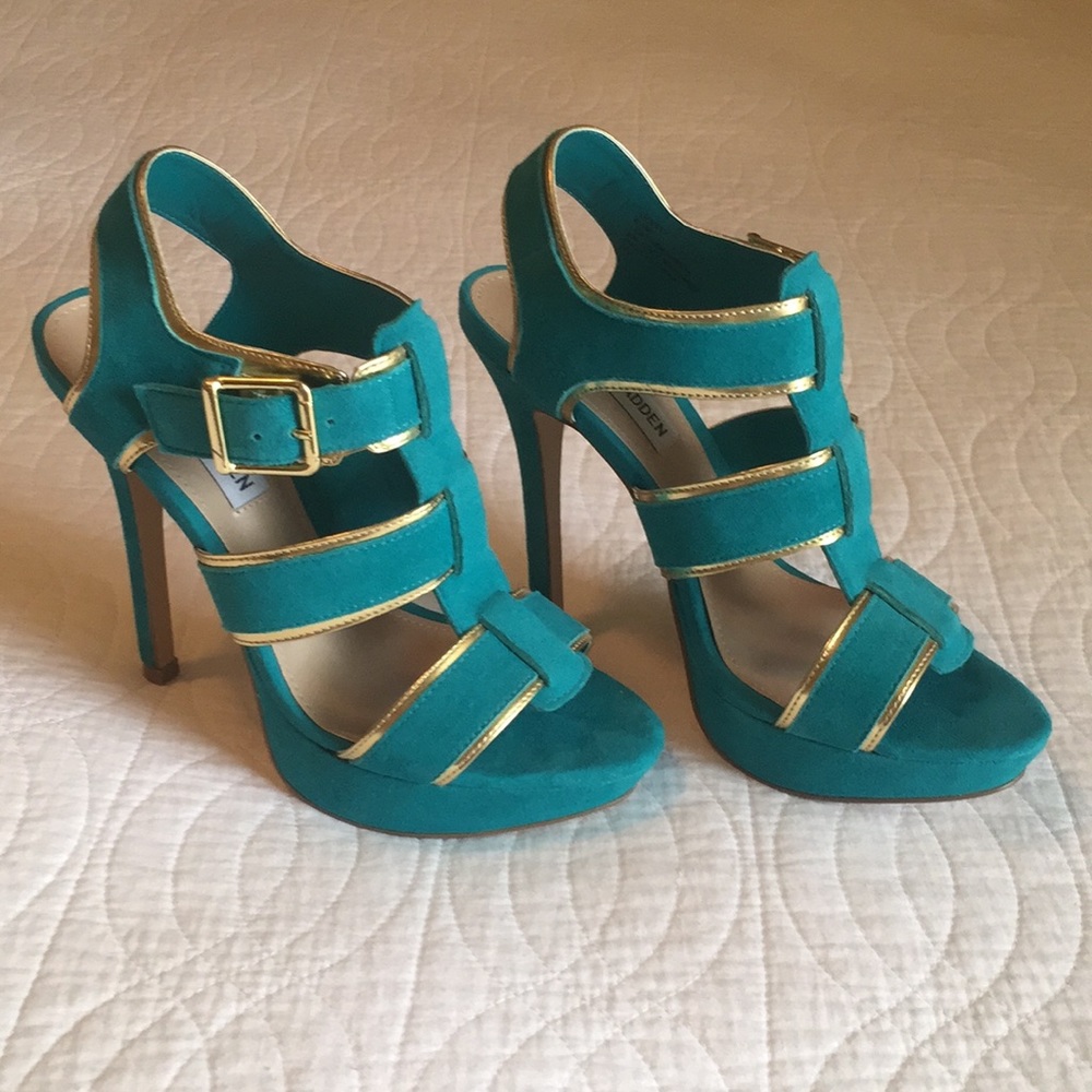 NWOB Tessyy Revenue Madden Heels